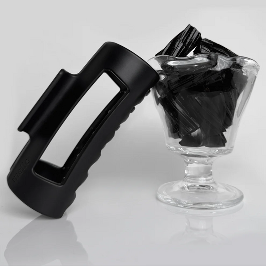 Clippd | Sitter på plats utan att kännas!